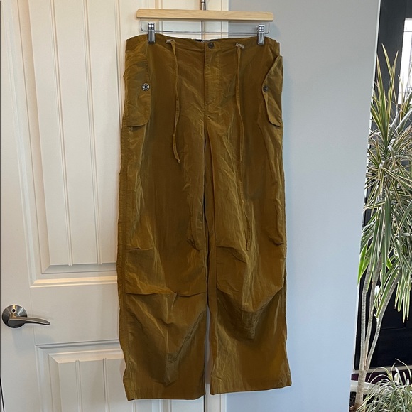 Rewash Golden Nylon Pants M - Picture 1 of 11